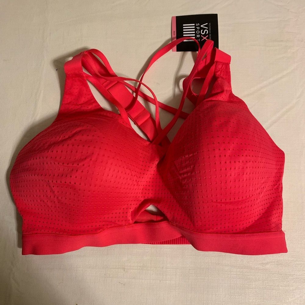Victoria Secret lightweight sport bra